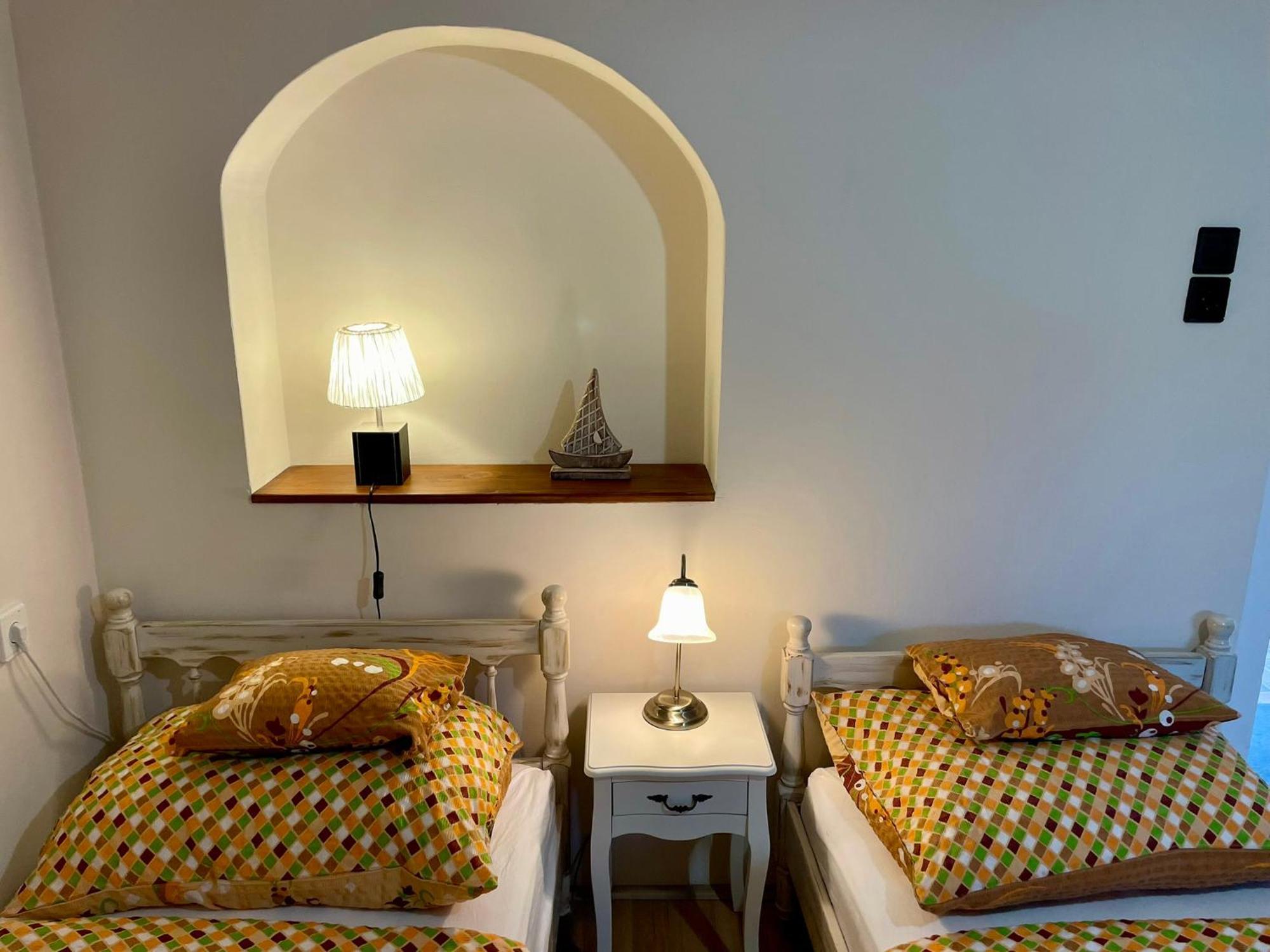 Appartement Julia Apartmanhaz Harkány