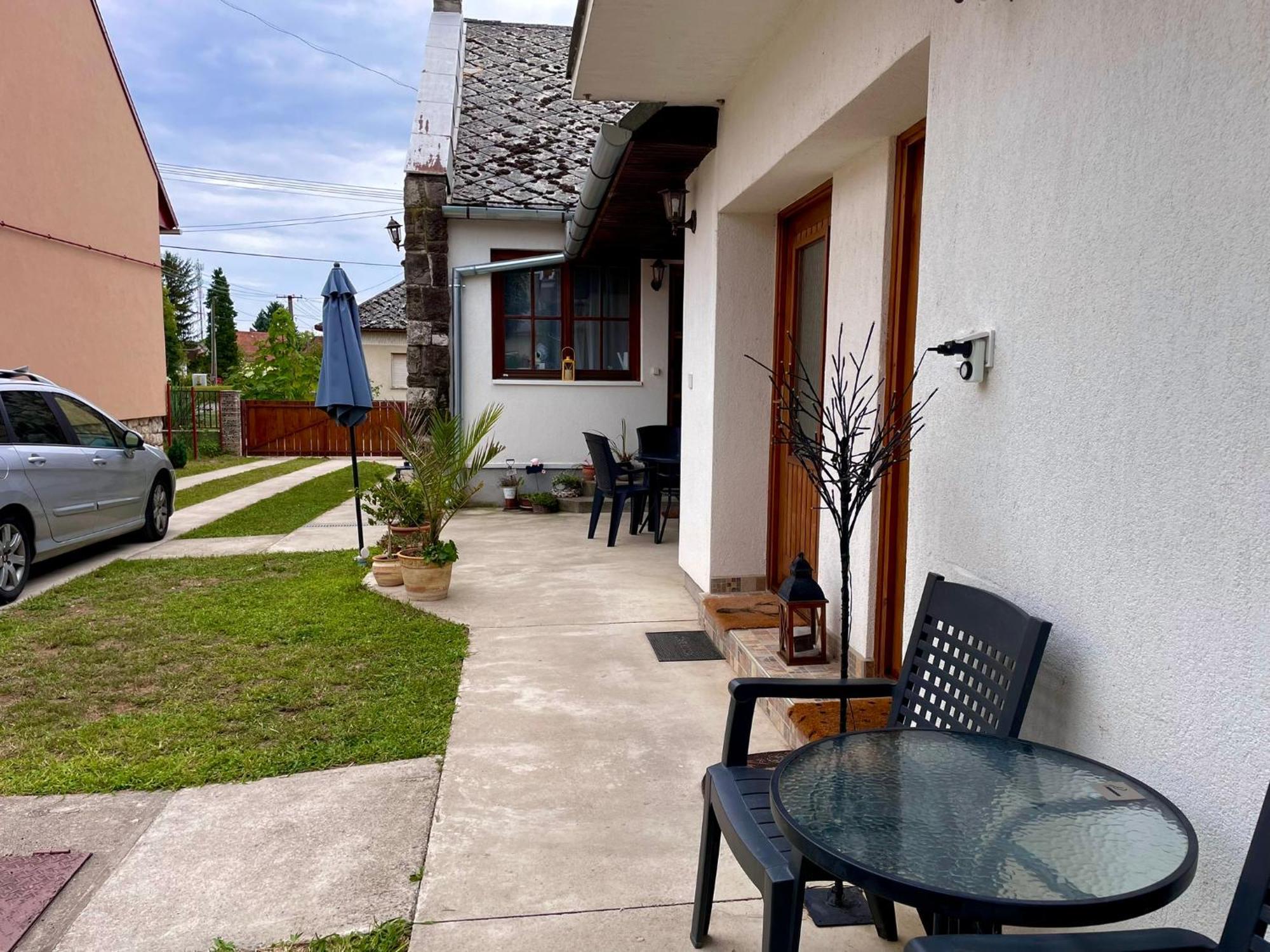 Appartement Julia Apartmanhaz *